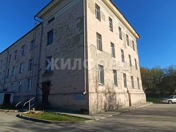 
  Продается 1-комн. квартира, 33.3 м², Героев Революции ул, д. 100
. Фото 2.
