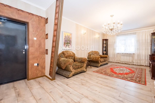 
   Продам дом, 329 м², Новосибирск

. Фото 7.