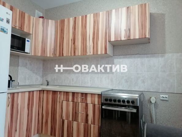 
   Продам 1-комнатную, 37.3 м², Спортивная ул, 27

. Фото 6.