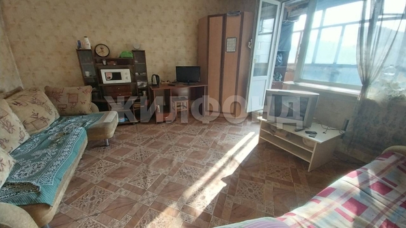 
   Продам 2-комнатную, 53.4 м², Связистов ул, 113

. Фото 2.
