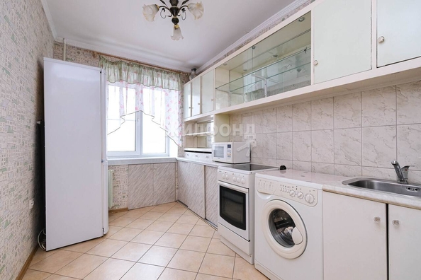 
   Продам 3-комнатную, 55.3 м², Немировича-Данченко ул, 28/1

. Фото 14.