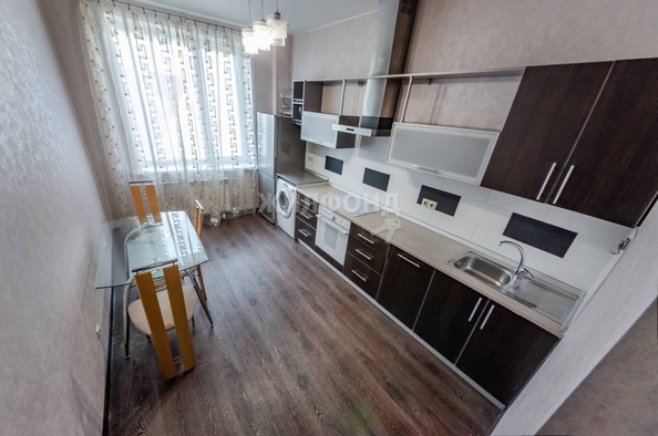 
   Продам 2-комнатную, 73.9 м², Покрышкина ул, 1

. Фото 2.