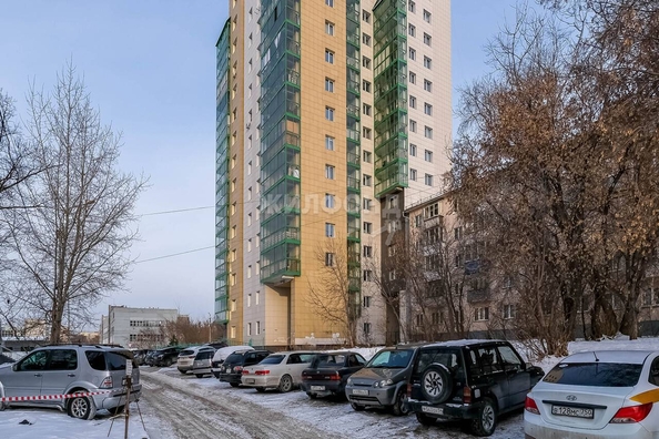 
   Продам 2-комнатную, 82.8 м², Добролюбова ул, 18/1

. Фото 34.