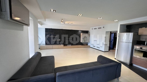 
  Сдается 3-комн. квартира 116 м². Фото 4.