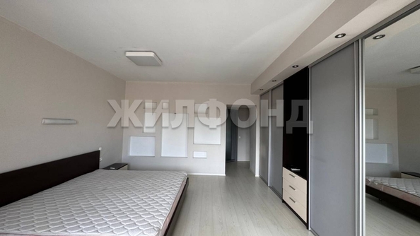 
  Сдается 3-комн. квартира 116 м². Фото 7.