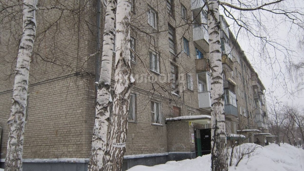 
   Продам 1-комнатную, 31 м², Макаренко ул, 27

. Фото 9.