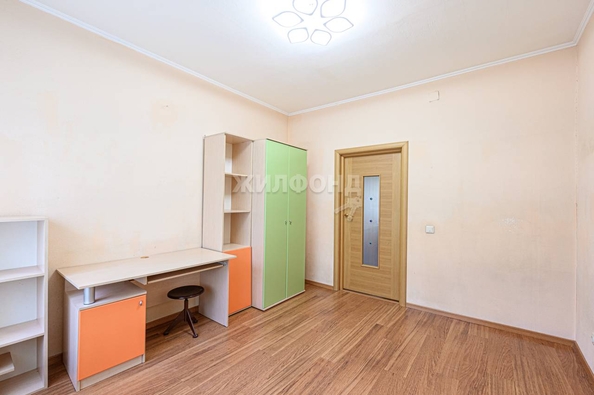 
   Продам 3-комнатную, 65.4 м², Ленина ул, 20

. Фото 6.