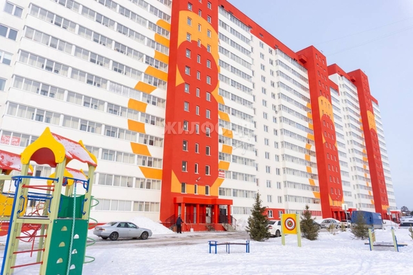 
   Продам 1-комнатную, 32 м², Петухова ул, 95/4

. Фото 37.