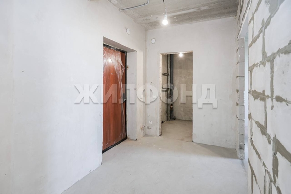 
  Продается 3-комн. квартира, 67.3 м², Есенина ул, д. 67
. Фото 17.