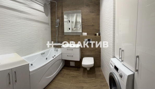 
   Продам 3-комнатную, 86.7 м², Дмитрия Шамшурина ул, 1

. Фото 15.