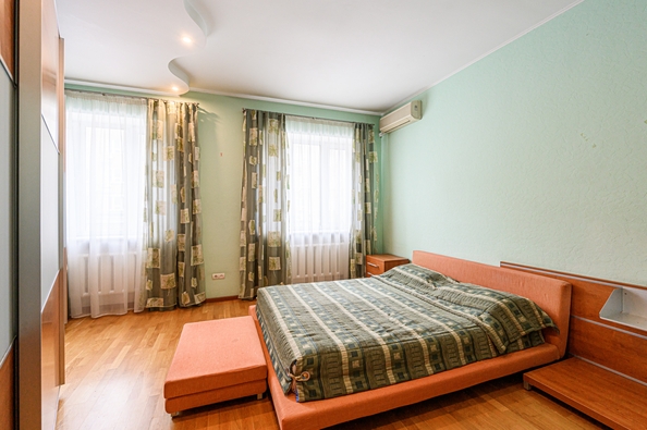 
   Продам 3-комнатную, 80 м², Коммунистическая ул, 26

. Фото 15.