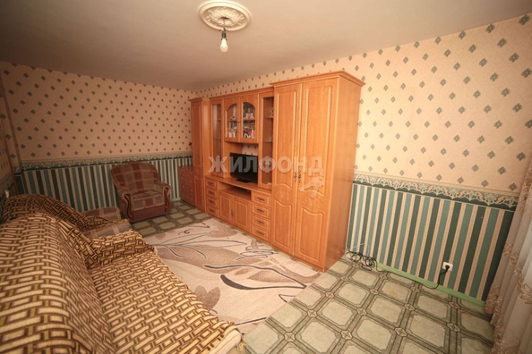 
   Продам 2-комнатную, 43.7 м², Троллейная ул, 20

. Фото 3.