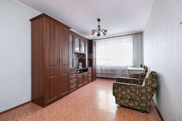 
   Продам 3-комнатную, 59.9 м², Новосибирская ул, 7

. Фото 12.