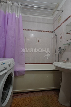 
   Продам 4-комнатную, 78.2 м², Связистов ул, 113

. Фото 30.