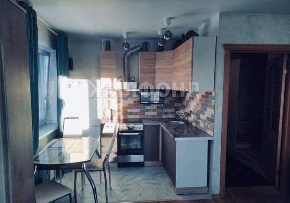 
   Продам 1-комнатную, 35 м², Сибиряков-Гвардейцев ул, 62/3

. Фото 6.