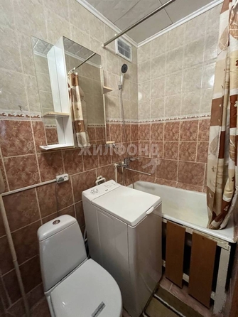 
   Продам 1-комнатную, 28.6 м², Доватора ул, 19/4

. Фото 4.