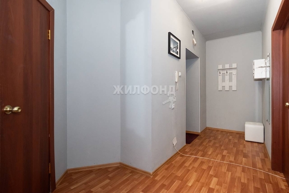 
   Продам 1-комнатную, 48 м², Тюленина ул, 19

. Фото 11.