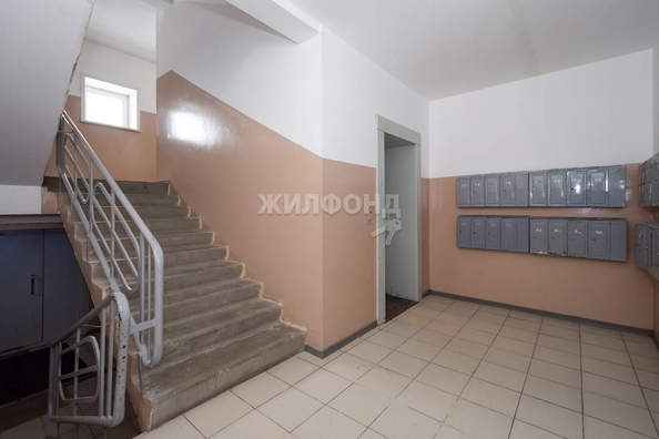 
   Продам 1-комнатную, 48 м², Тюленина ул, 19

. Фото 15.