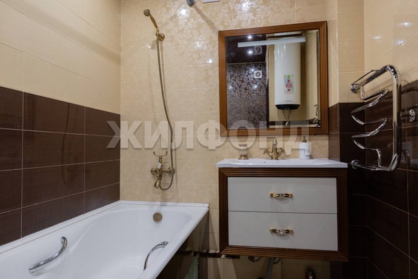
   Продам 2-комнатную, 71.8 м², Залесского ул, 2/4

. Фото 5.