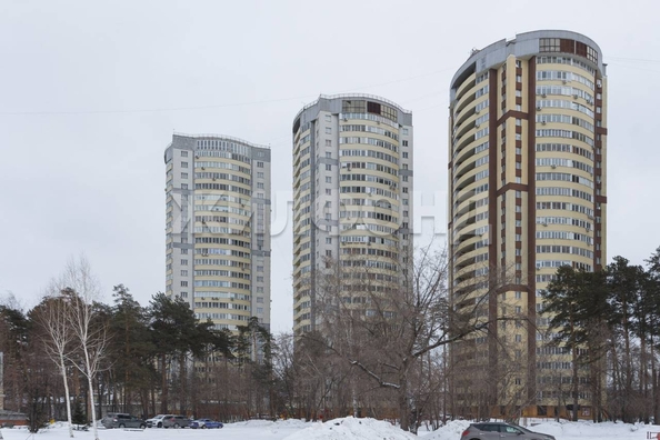 
   Продам 2-комнатную, 71.8 м², Залесского ул, 2/4

. Фото 17.