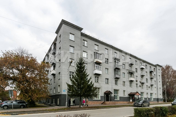 
  Продается 2-комн. квартира, 69.9 м², Пархоменко ул, д. 8
. Фото 4.
