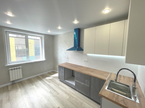
   Продам 1-комнатную, 40.66 м², Авиастроителей ул, 18

. Фото 1.