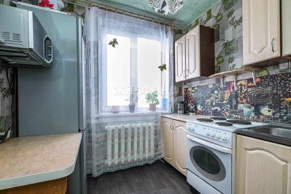 
   Продам 1-комнатную, 29.1 м², Магистральная ул, 53а

. Фото 1.