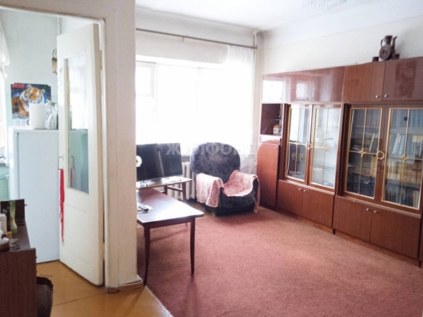 
   Продам 3-комнатную, 55.6 м², Гоголя ул, 1

. Фото 1.