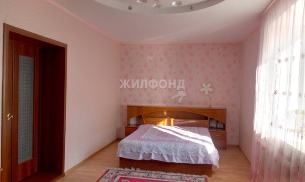 
   Продам дом, 350 м², Новосибирск

. Фото 12.