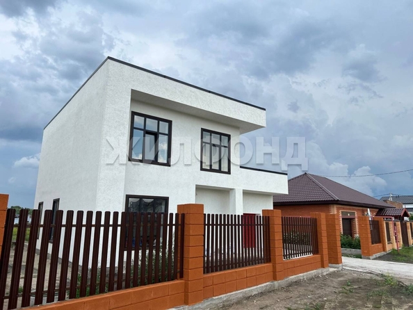 
   Продам дом, 260.2 м², Марусино село

. Фото 1.
