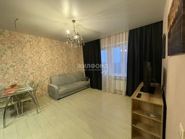 
  Сдам в аренду 2-комнатную квартиру, 39 м², Новосибирск

. Фото 3.