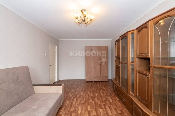 
   Продам 1-комнатную, 37.4 м², Советская ул, 58

. Фото 2.