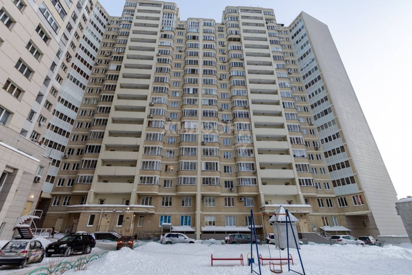 
   Продам 2-комнатную, 47.7 м², Дуси Ковальчук ул, 250

. Фото 20.