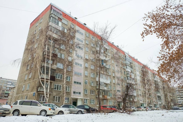 
   Продам 2-комнатную, 45.5 м², Широкая ул, 135

. Фото 2.