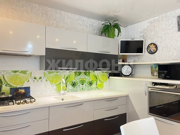 
   Продам дом, 94.4 м², Новосибирск

. Фото 16.