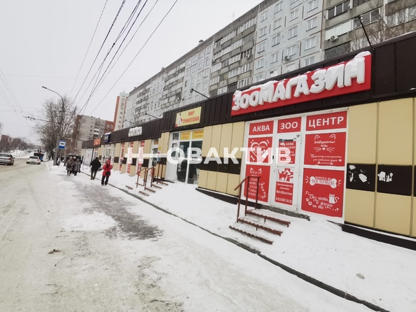 
   Сдам торговое помещение, 50 м², Учительская ул, 8к6

. Фото 2.