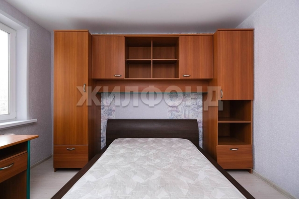
   Продам комнату, 30.5 м², Толбухина ул, 25

. Фото 2.
