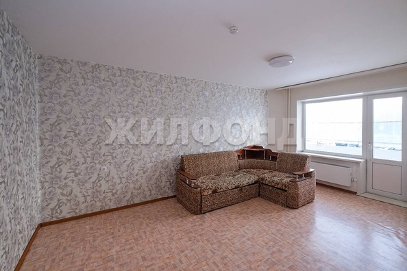 
  Продается 1-комн. квартира, 36.8 м², Титова ул, д. 236/1
. Фото 2.