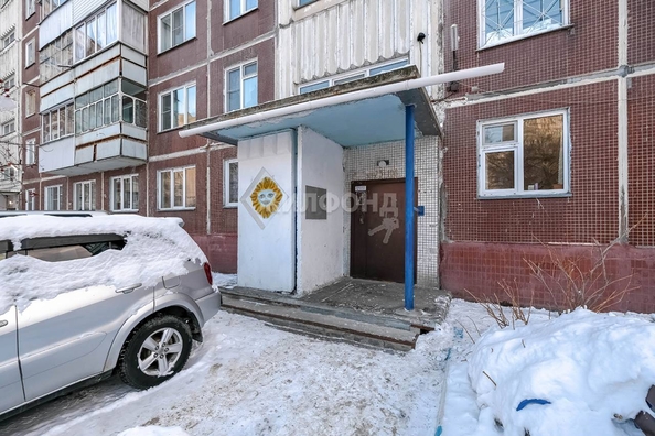 
   Продам 2-комнатную, 43.2 м², Железнодорожная ул, 6/1

. Фото 19.