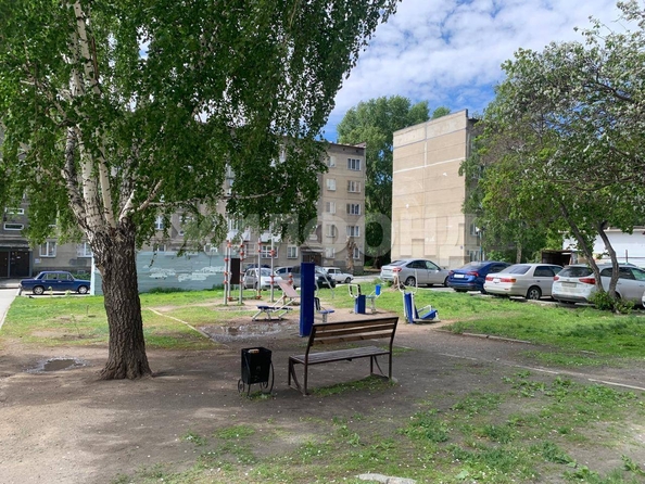 
  Продается 4-комн. квартира, 84.7 м², Троллейная ул, д. 22
. Фото 12.