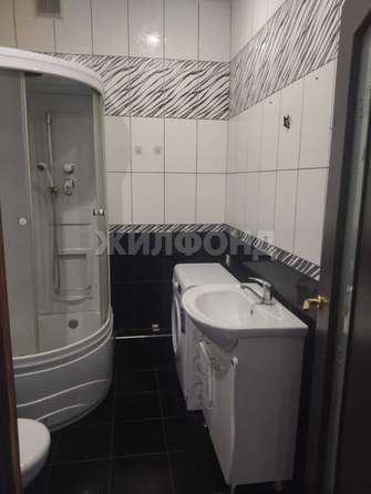 
   Продам 1-комнатную, 38.7 м², Адриена Лежена ул, 19

. Фото 11.