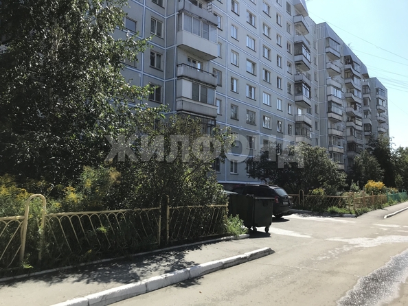 
   Продам 1-комнатную, 33.9 м², Иванова ул, 27

. Фото 1.