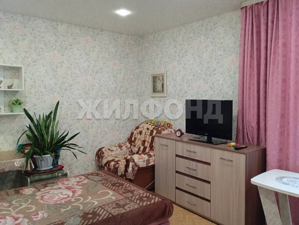 
   Продам 1-комнатную, 46.8 м², 2 кв-л, 28

. Фото 6.