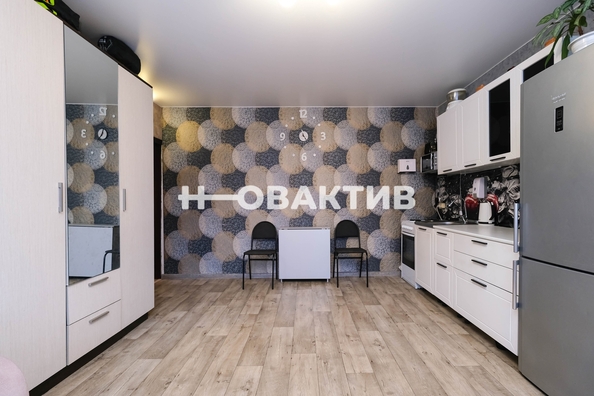 
   Продам 1-комнатную, 40.5 м², 

. Фото 5.