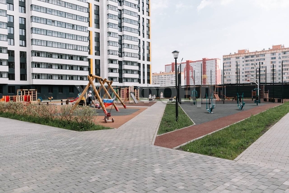 
   Продам студию, 24 м², Петухова ул, 162

. Фото 25.