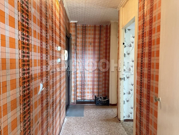 
  Продается 2-комн. квартира, 43.2 м², Есенина ул, д. 61
. Фото 9.