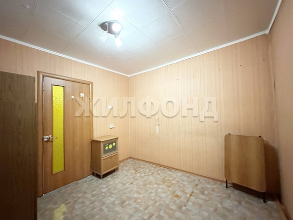 
   Продам 4-комнатную, 61 м², Петухова ул, 110

. Фото 12.