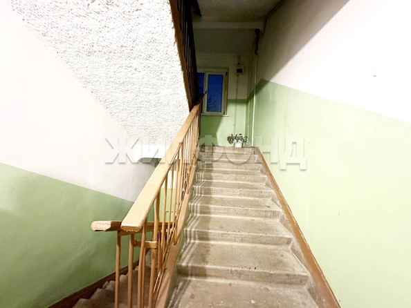 
   Продам 4-комнатную, 61 м², Петухова ул, 110

. Фото 20.