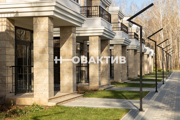 
   Продам таунхаус, 250 м², Новосибирск

. Фото 3.