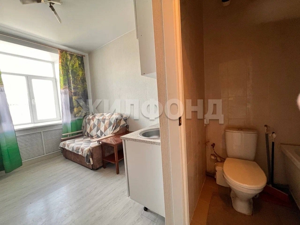 
   Продам комнату, 15.1 м², Титова ул, 7

. Фото 4.